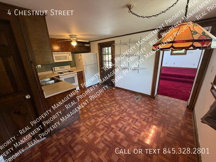 4 Chestnut St - Photo 3 of 11