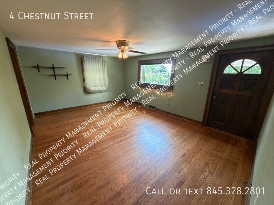 4 Chestnut St - Photo 7 of 11