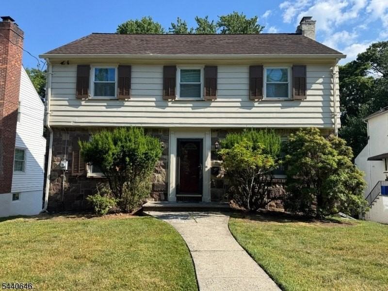44 Greenwood Dr