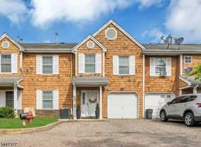 19 Delavan Ct - Photo 1 of 1