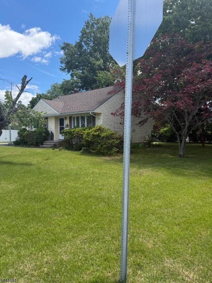 19 Anthony Blvd