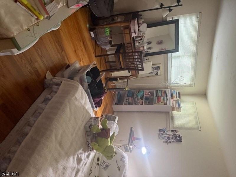 19 Anthony Blvd - Photo 2 of 6