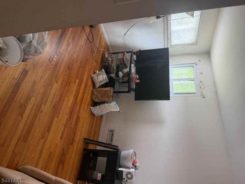 19 Anthony Blvd - Photo 3 of 6