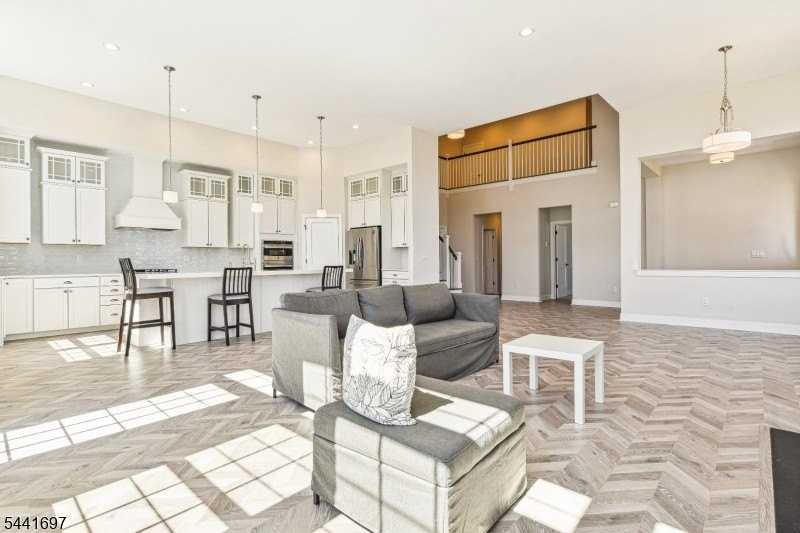 15 Juniper Ct - Photo 3 of 30