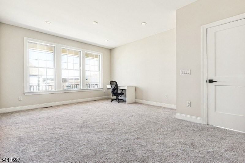 15 Juniper Ct - Photo 5 of 30