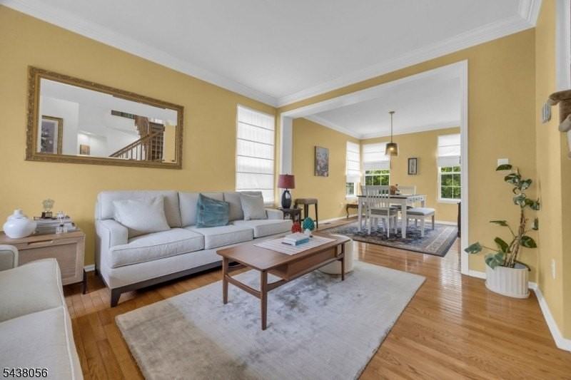 9 Hannah Ct - Photo 4 of 39