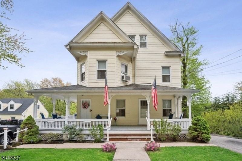 196 Mount Kemble Ave - Photo 2 of 26