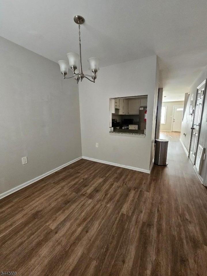 72 Boyd St - Photo 7 of 14