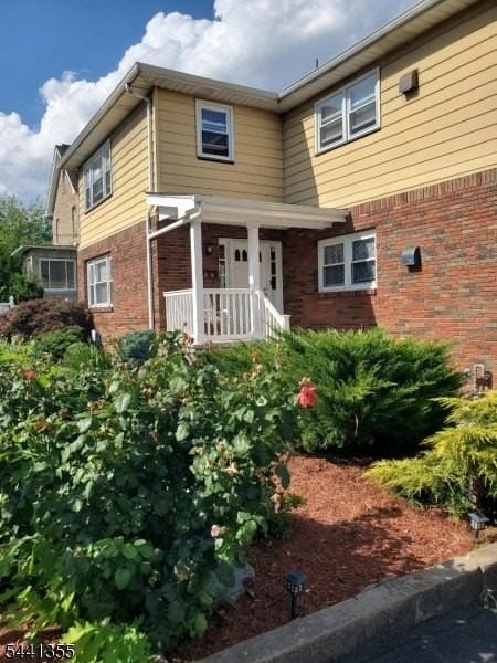 32 Harding Ct #2 - Photo 2 of 20
