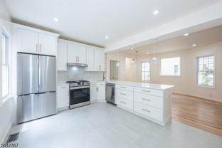 231 Waverly Pl - Photo 1 of 1