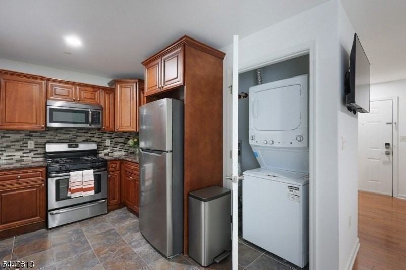 1130 Fairmount Ave #104 - Photo 5 of 13