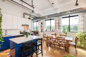 featured image of 475 S Jefferson St #501