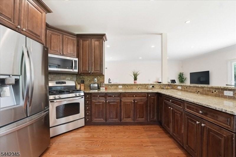 6 Poplar Pl - Photo 5 of 36