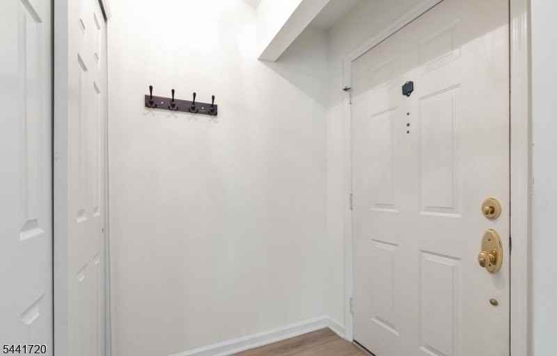 82 Smithfield Ct - Photo 2 of 30