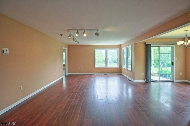 2A Bristol Ct - Photo 2 of 25