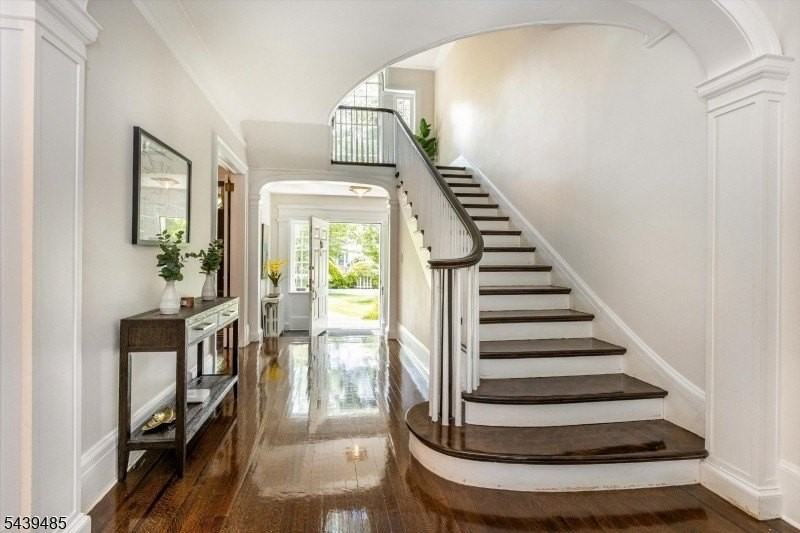 263 Tillou Rd - Photo 3 of 41
