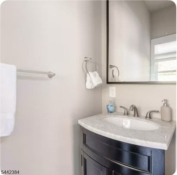 307 Lakeside Blvd - Photo 6 of 38