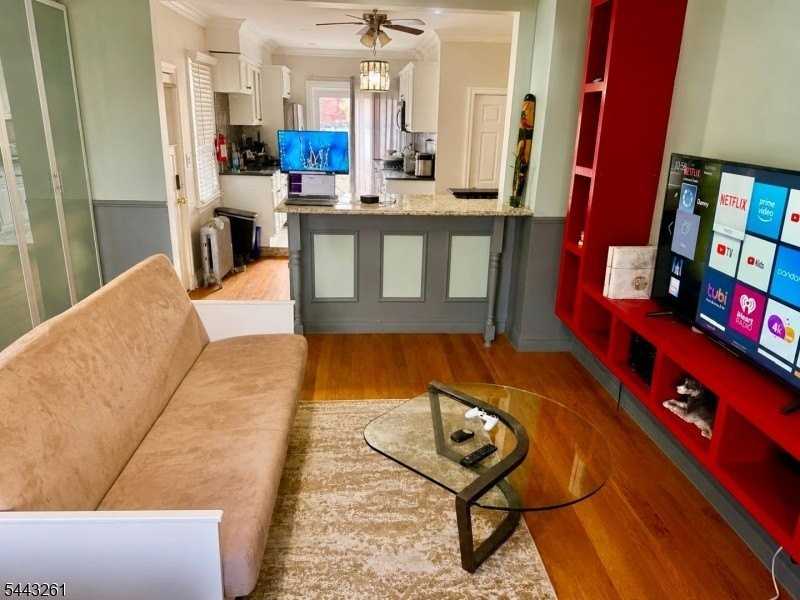 116 Brighton Ave - Photo 7 of 10