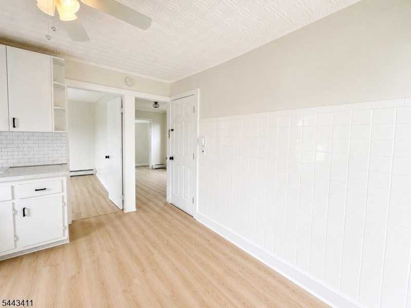 115 Columbus Pl #3 - Photo 7 of 22
