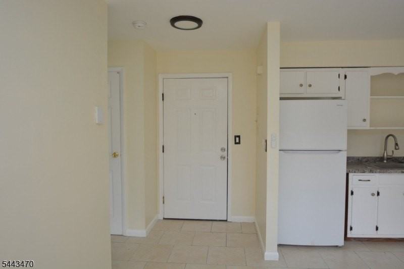 14 Oak Ridge Rd #2 - Photo 3 of 12