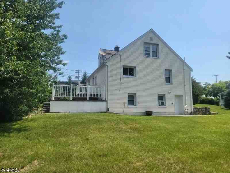 59 Troy Rd - Photo 3 of 21