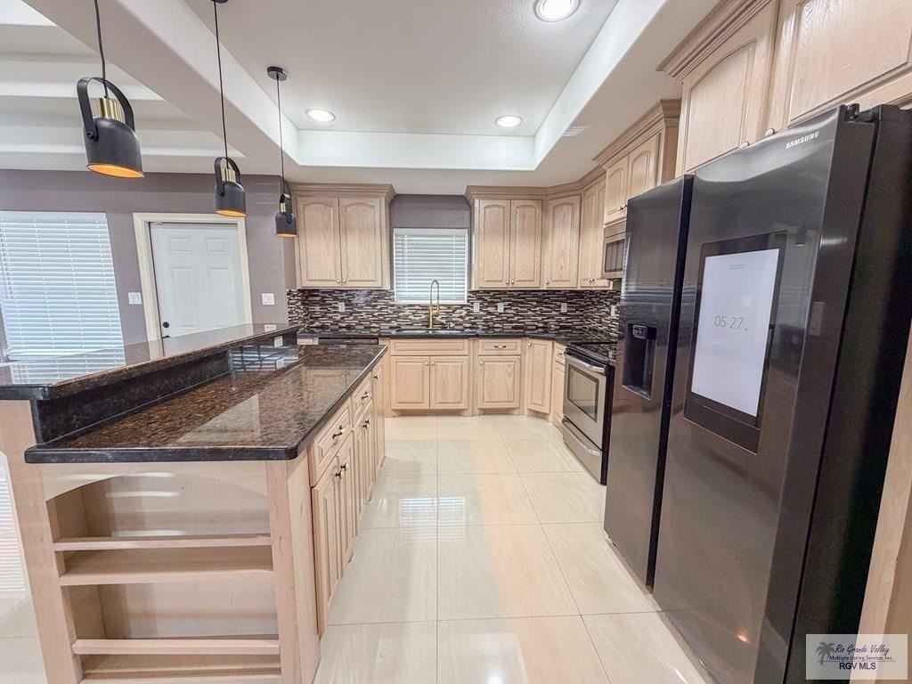 4622 Jerrys Way - Photo 4 of 17