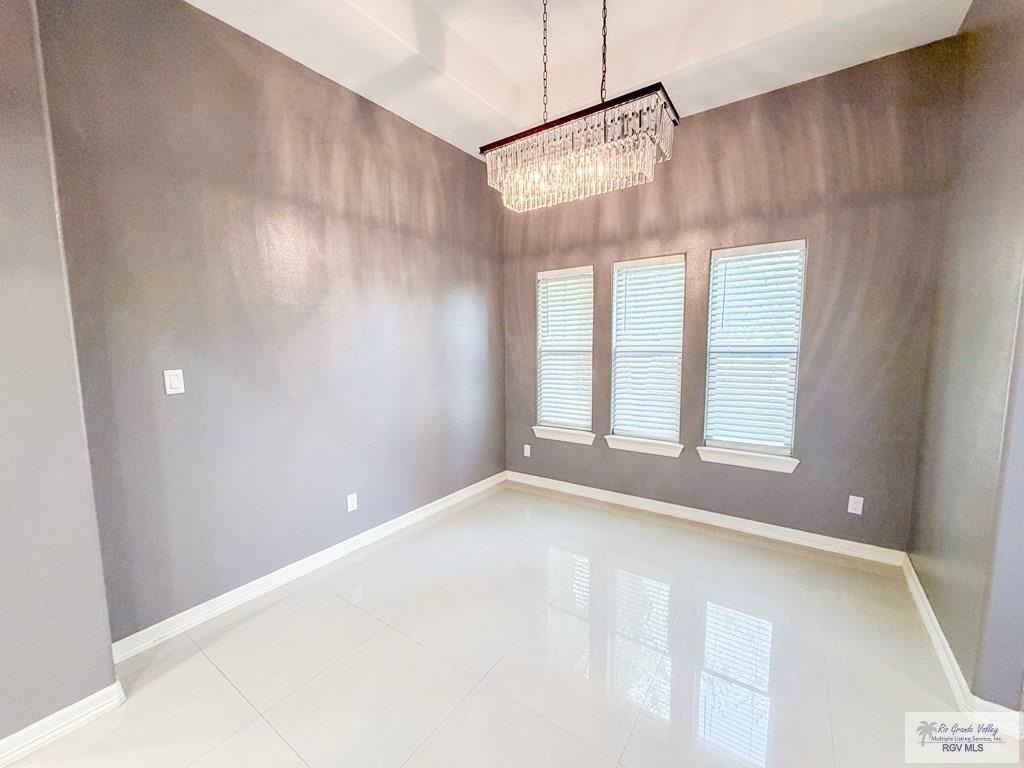4622 Jerrys Way - Photo 7 of 17