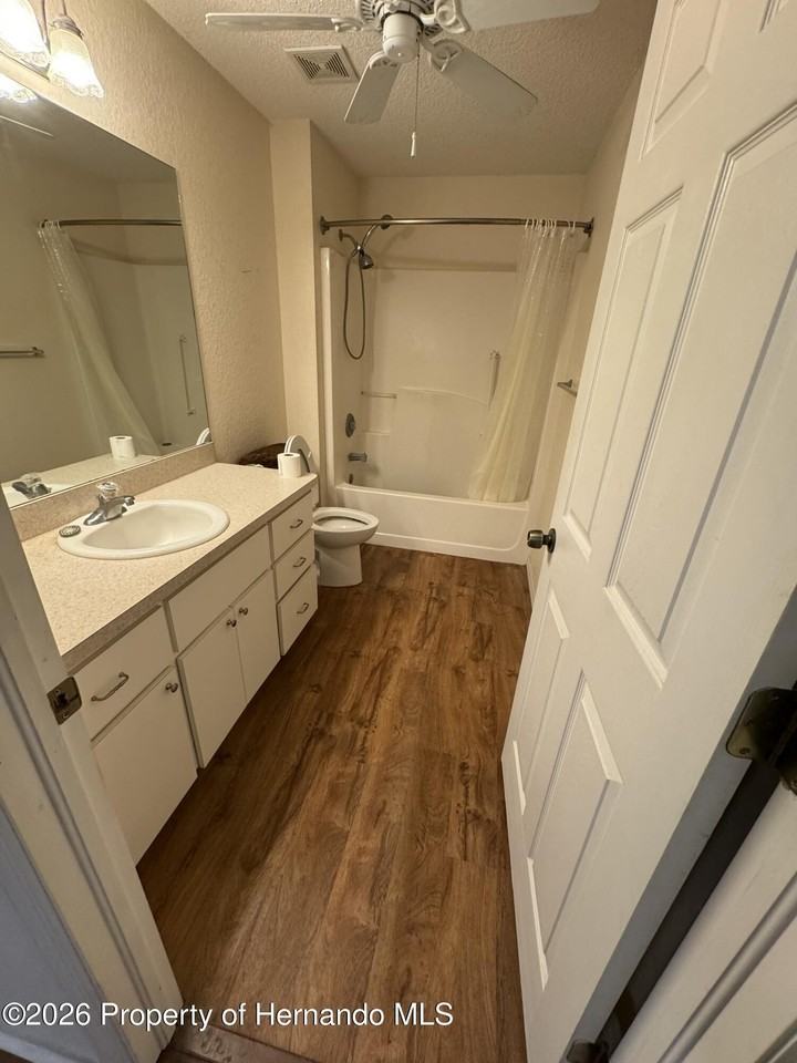 4338 Millwood Rd #0 - Photo 7 of 9