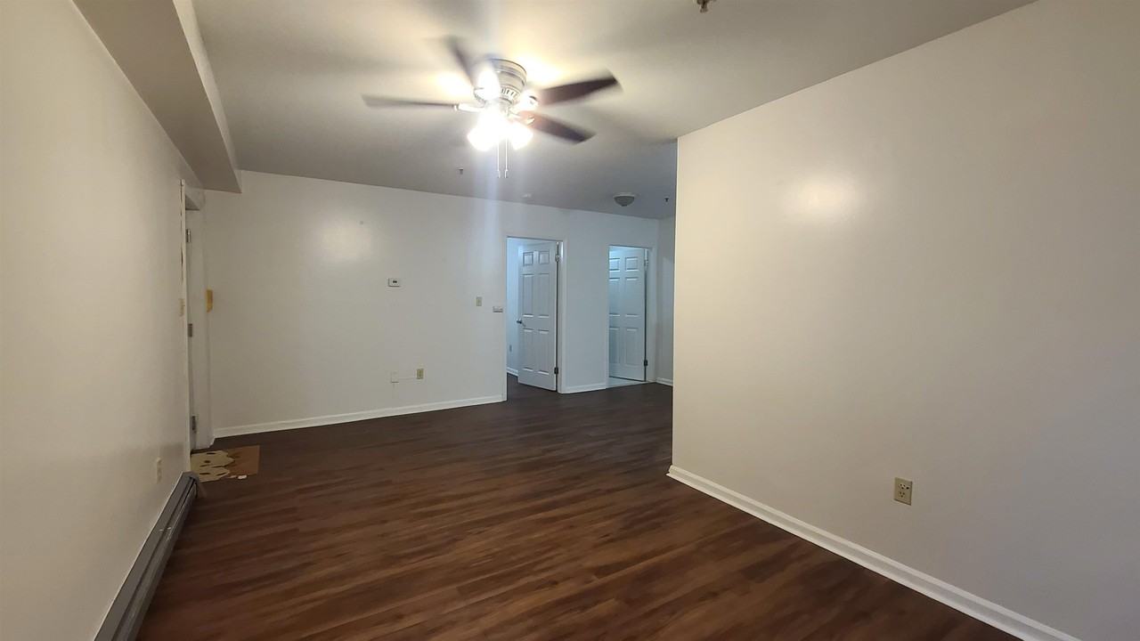 134 71st St #GR - Photo 2 of 11