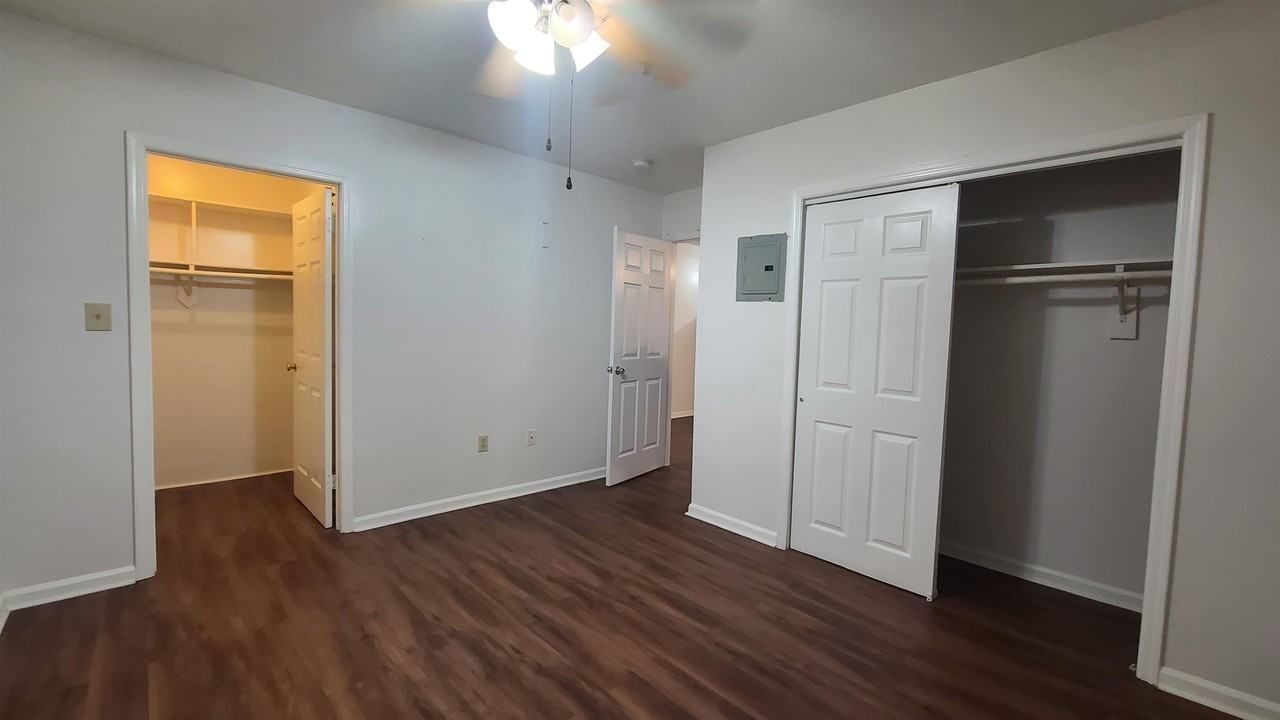 134 71st St #GR - Photo 7 of 11
