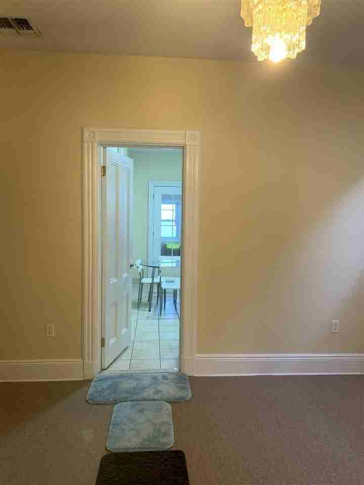 1306 Central Ave #2nd - Photo 3 of 10