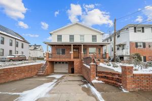 featured image of 72 Broadway #2