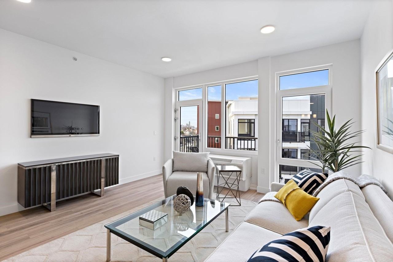 5711 Kennedy Blvd #333