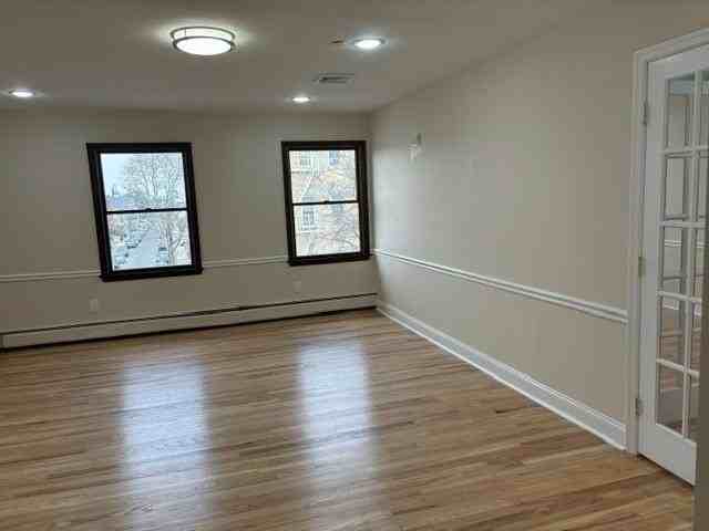 260 Broadway #4 - Photo 7 of 22
