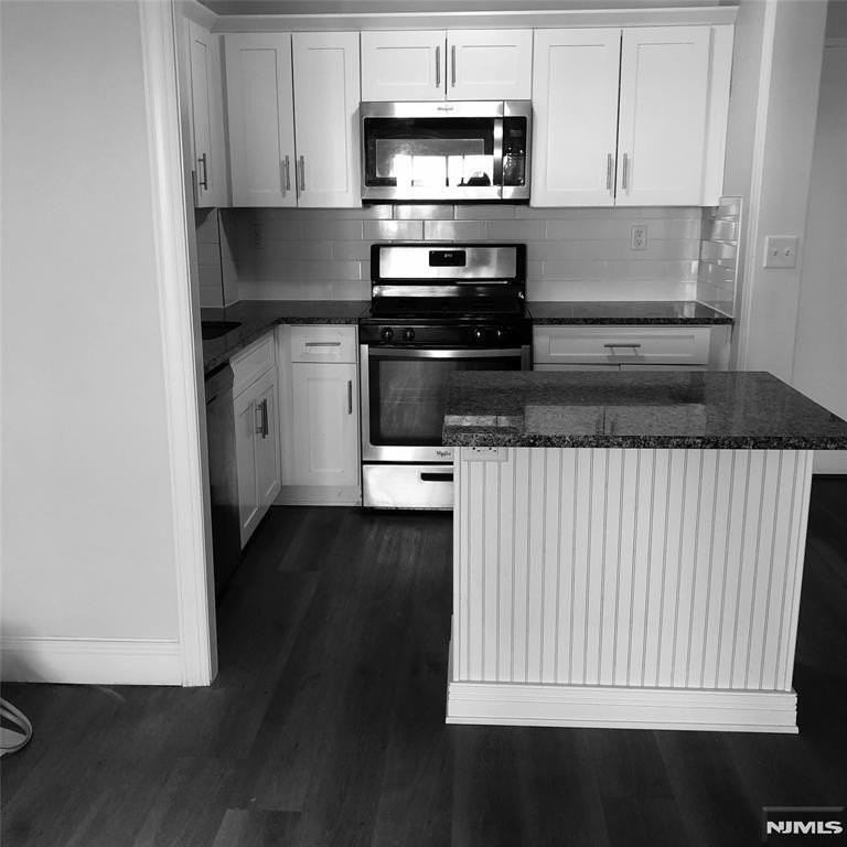 5701 Kennedy Blvd E #14L - Photo 4 of 7