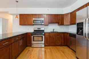 125 43rd St #504 - Photo 1 of 1
