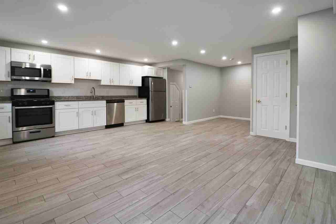 1620 Palisade Ave #B - Photo 4 of 17