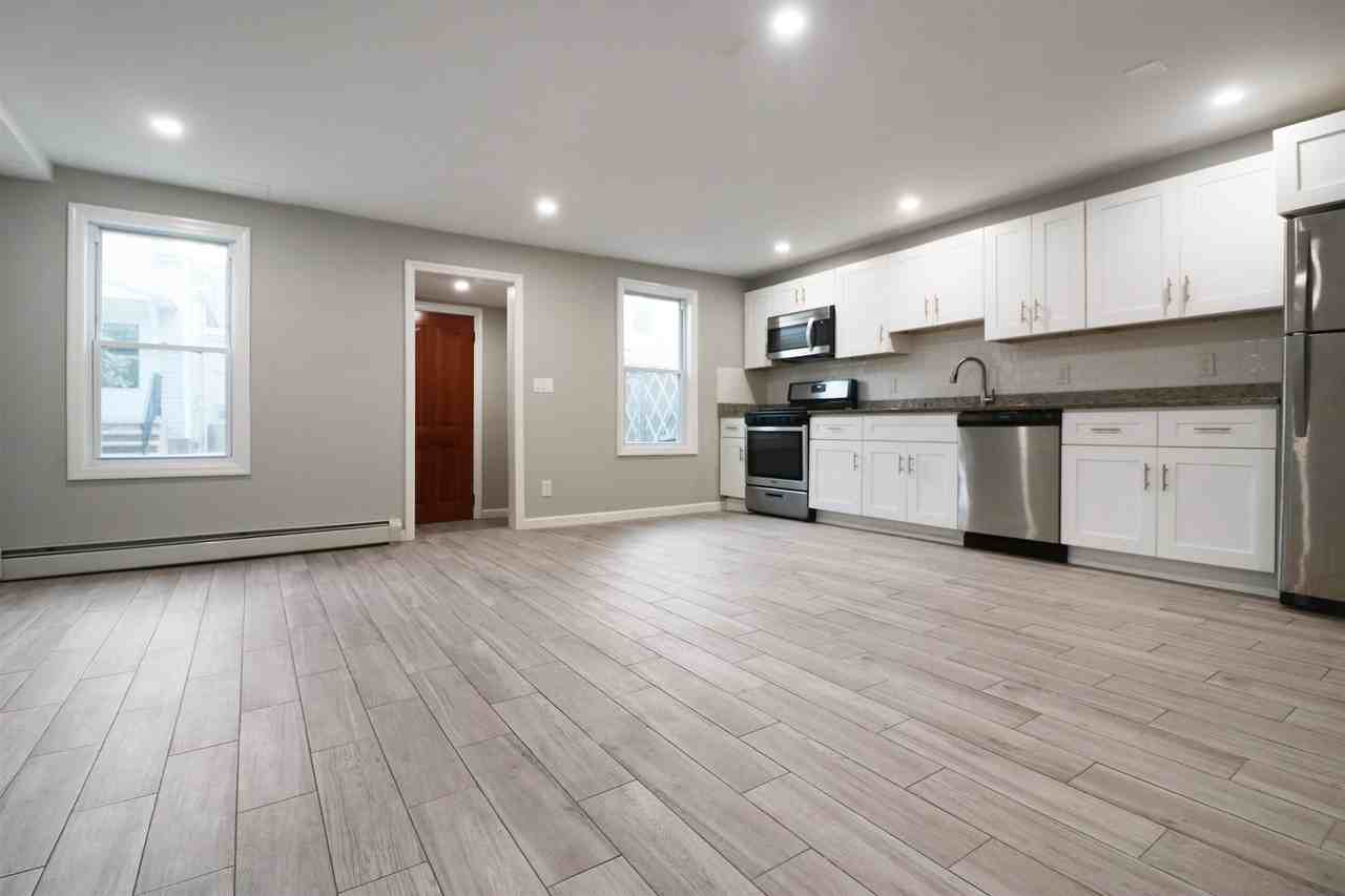 1620 Palisade Ave #B - Photo 6 of 17