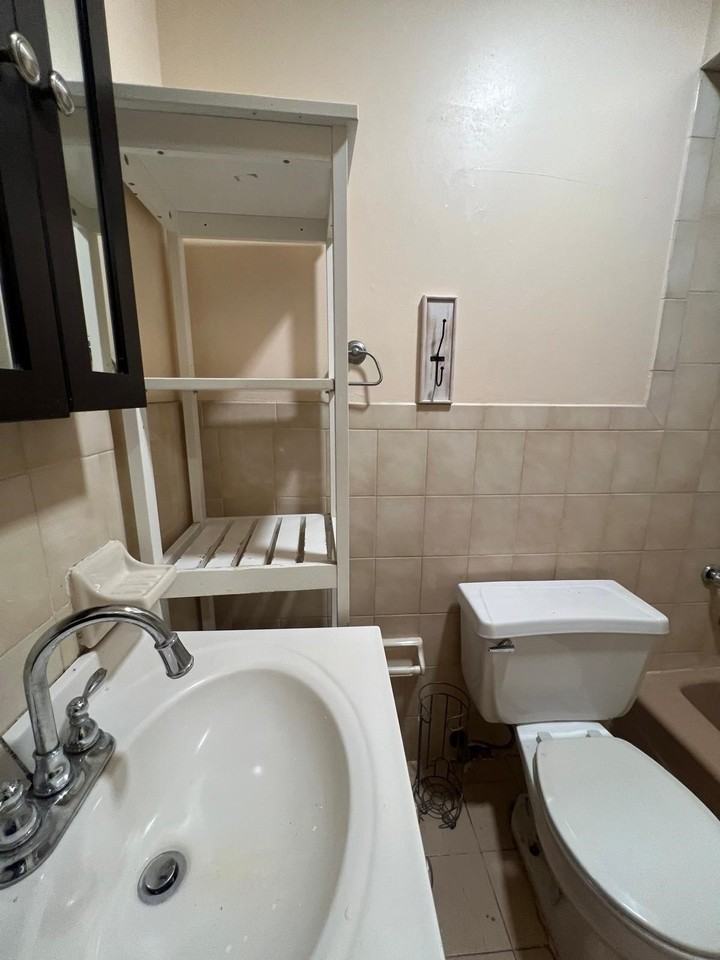 52 Yale Ave #2 - Photo 7 of 21