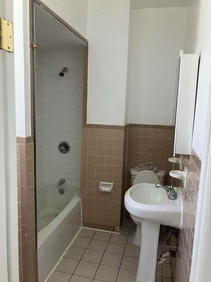 57 Silver St #2 - Photo 5 of 11