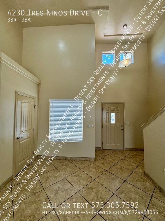 4230 Tres Ninos #C - Photo 4 of 32