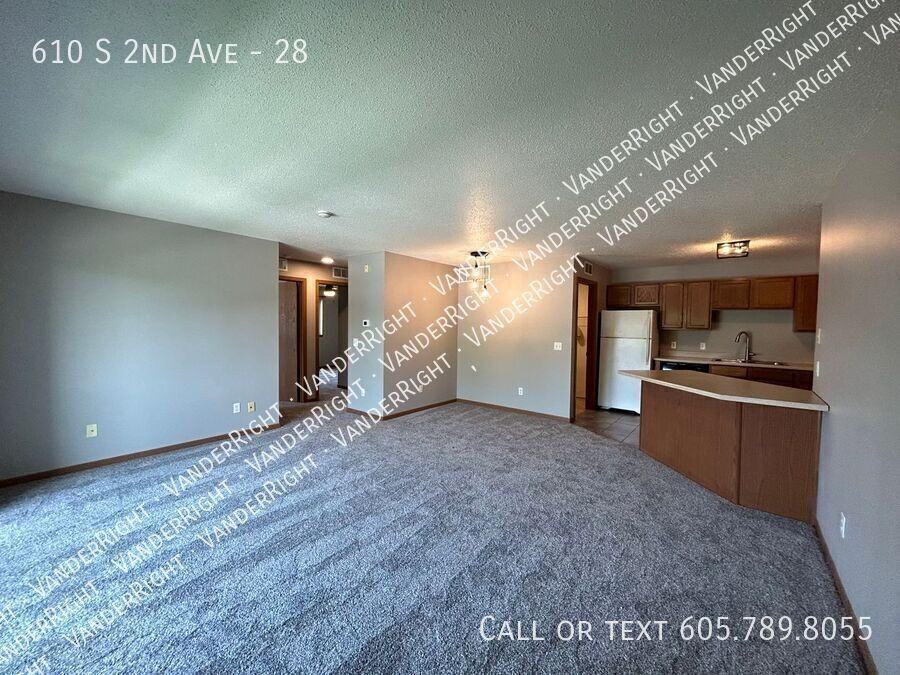 610 S 2nd Ave #28 - Photo 2 of 20