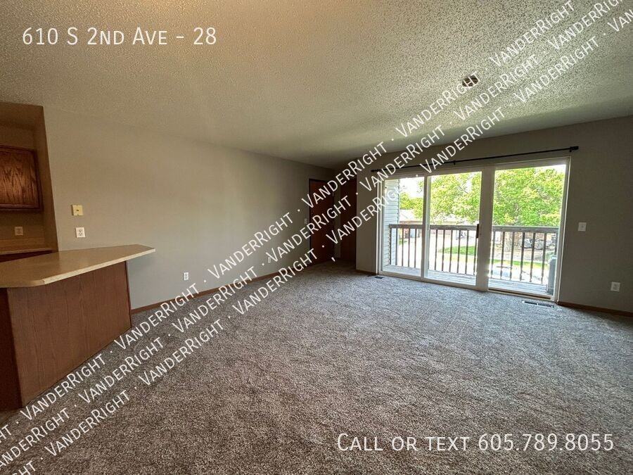 610 S 2nd Ave #28 - Photo 4 of 20