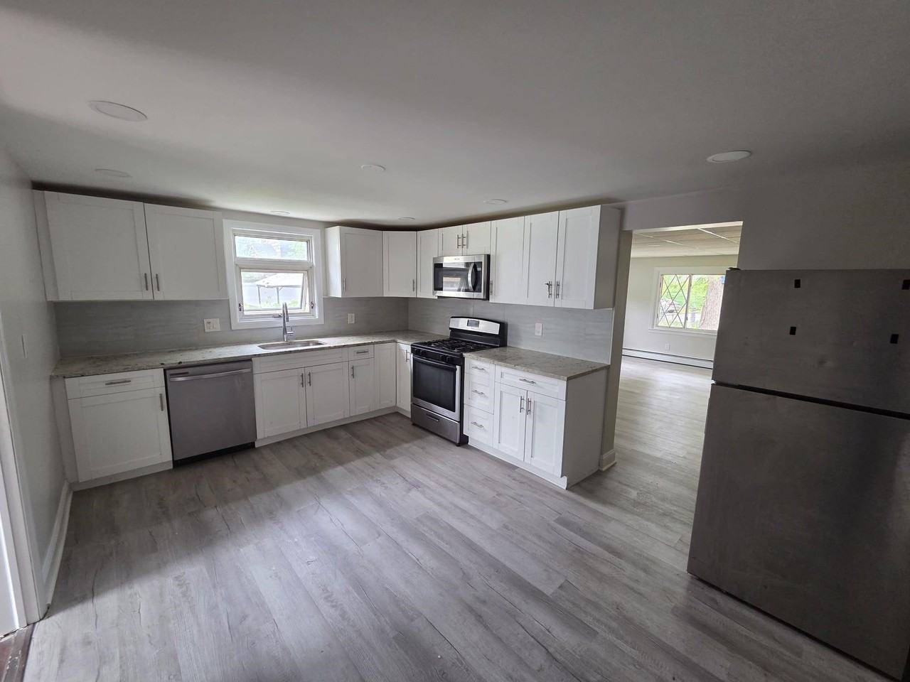 104 River St #1stFL - Photo 4 of 13