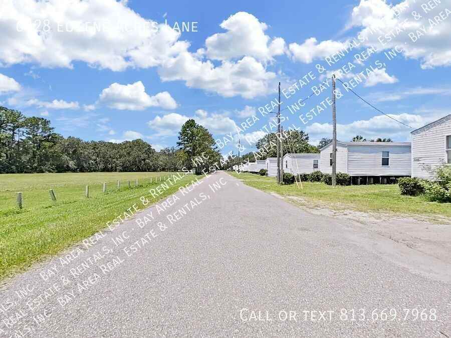 6328 Eugene Acres Ln - Photo 2 of 17