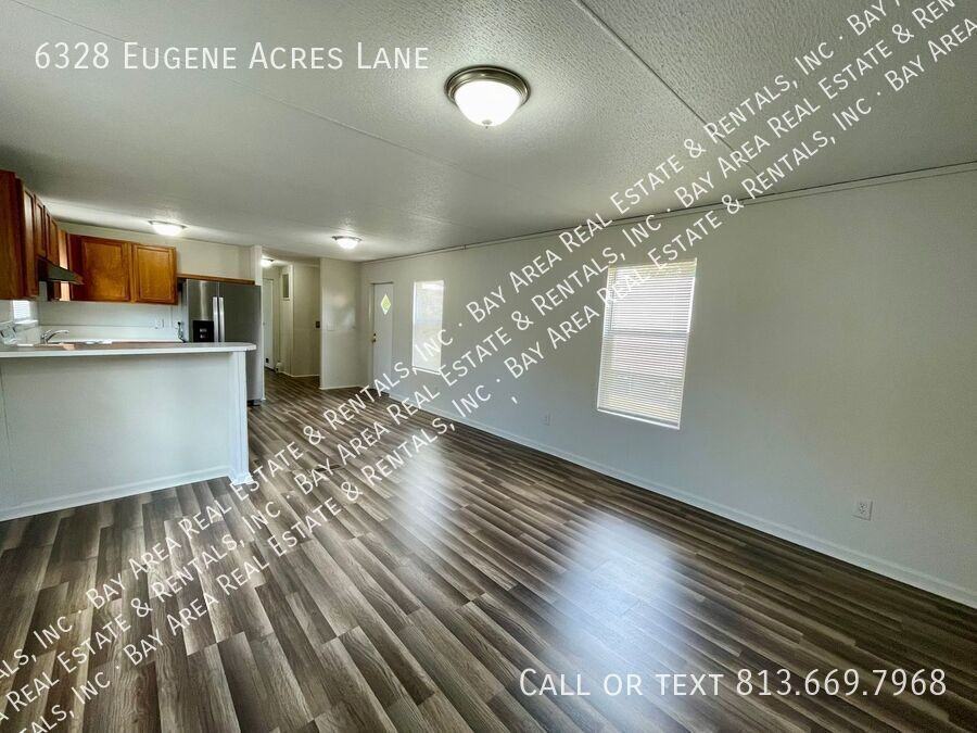 6328 Eugene Acres Ln - Photo 3 of 17