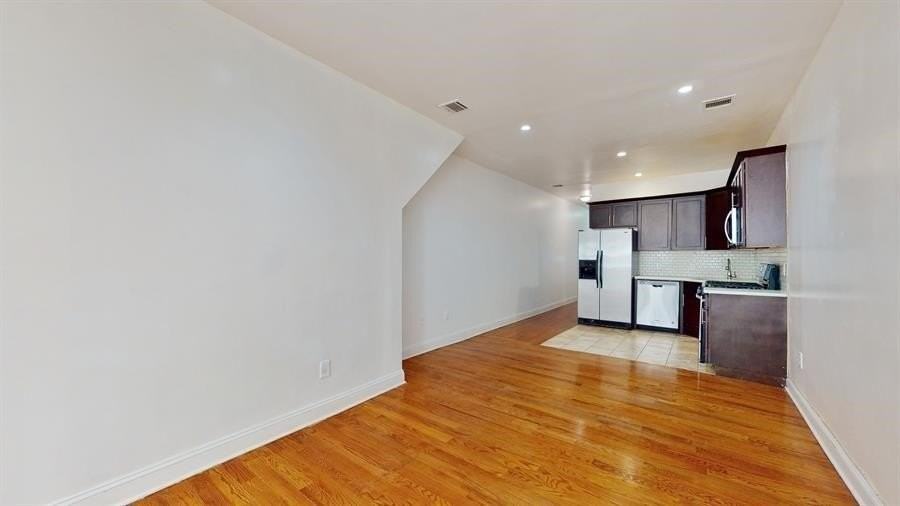 131 Brunswick St #A - Photo 5 of 21