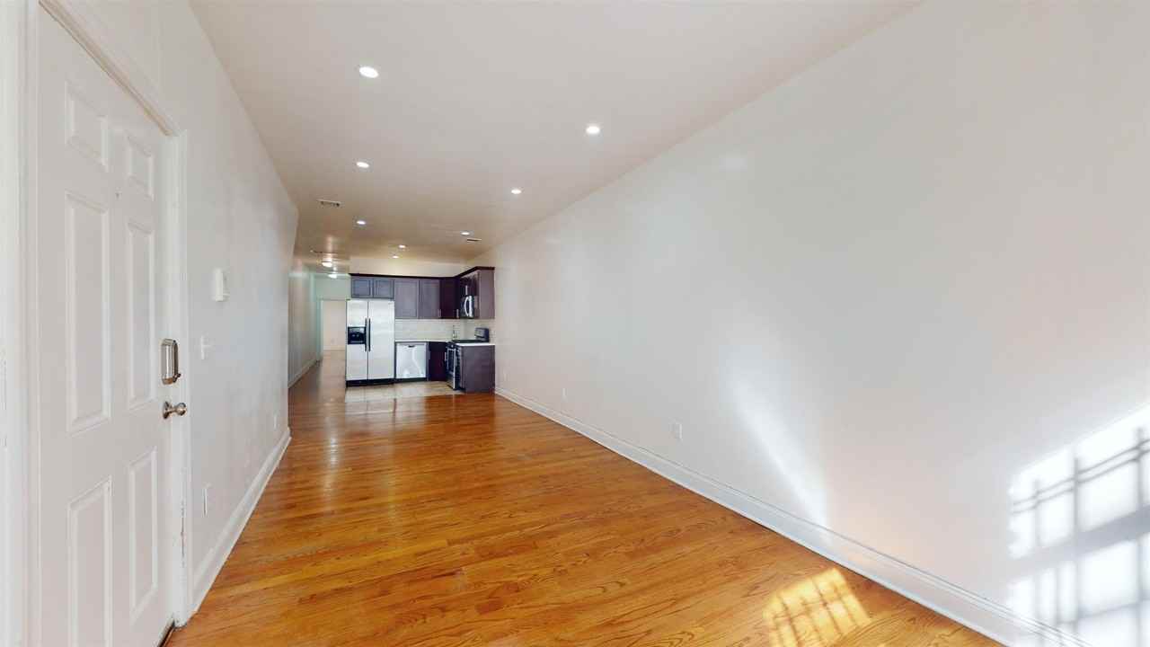 131 Brunswick St #A - Photo 7 of 21