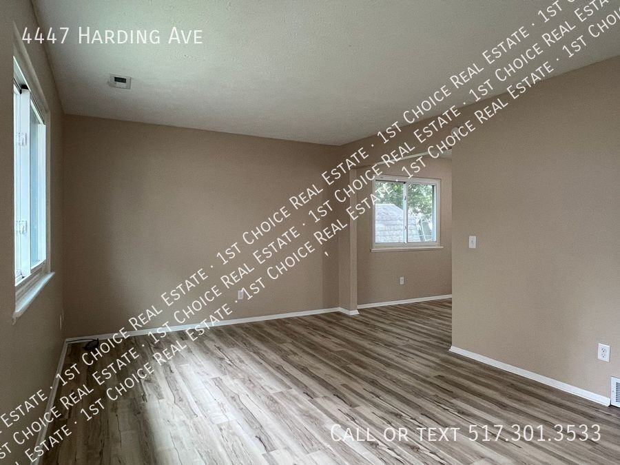 4447 Harding Ave - Photo 3 of 19