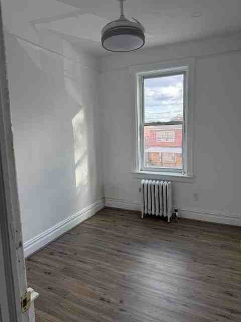 24 Cator Ave - Photo 4 of 13